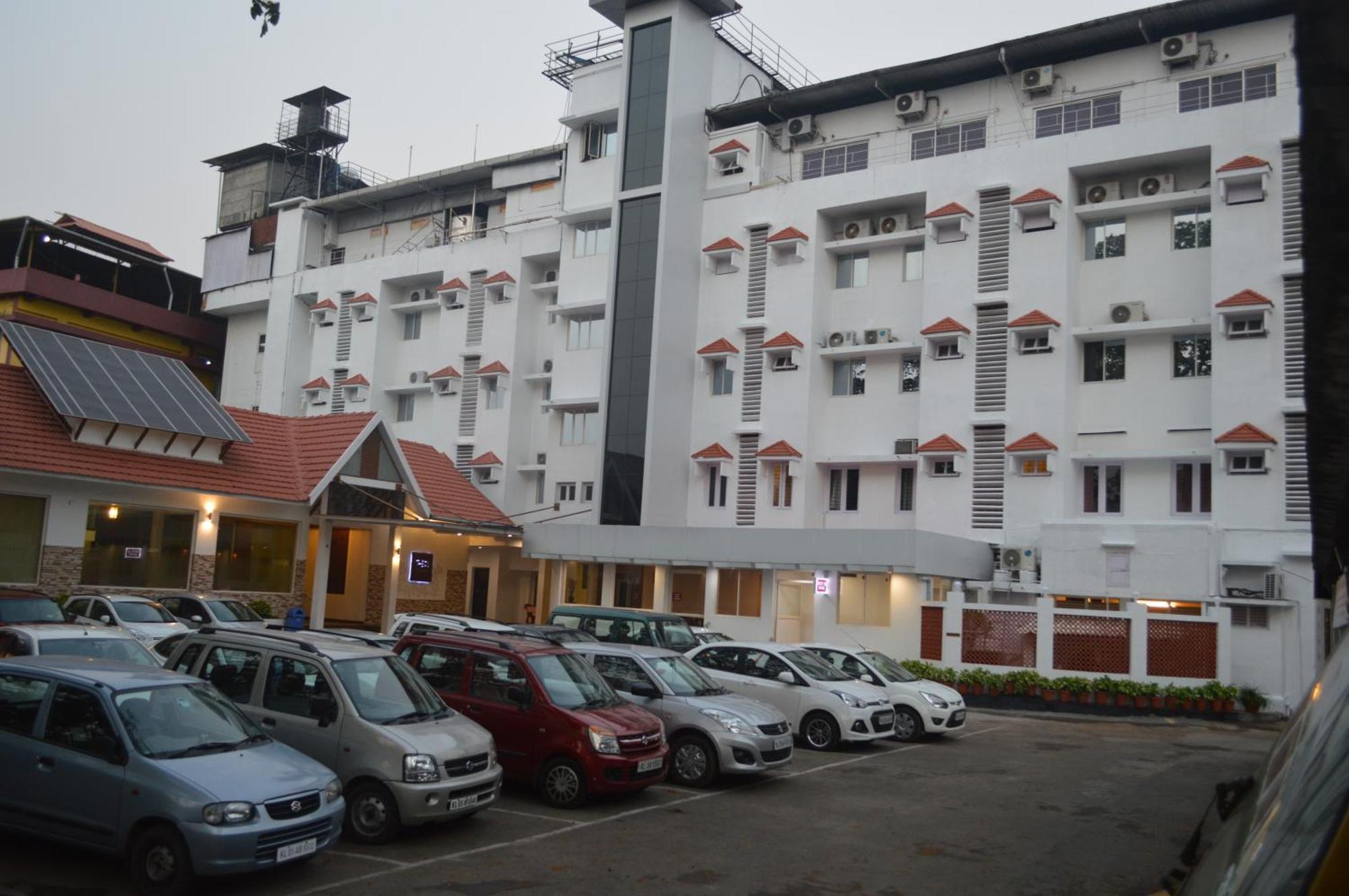 Hotel Aida Kottayam Zewnętrze zdjęcie