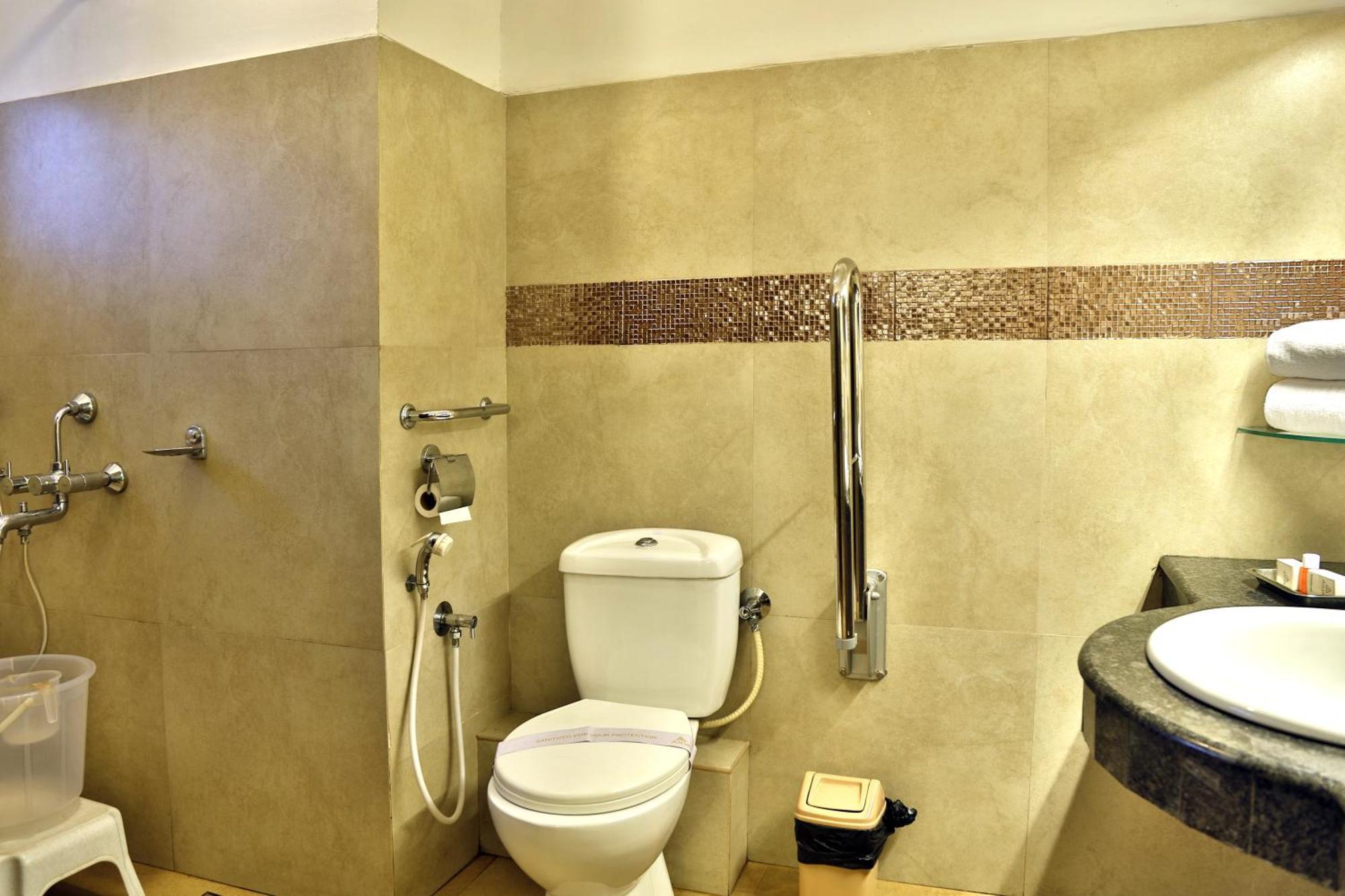 Hotel Aida Kottayam Zewnętrze zdjęcie