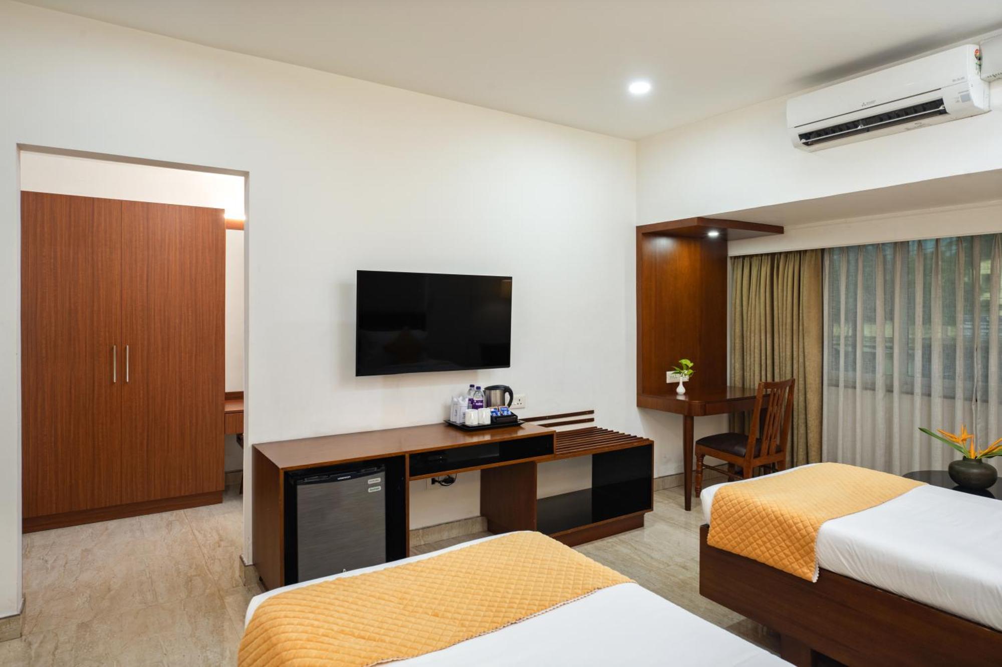 Hotel Aida Kottayam Zewnętrze zdjęcie