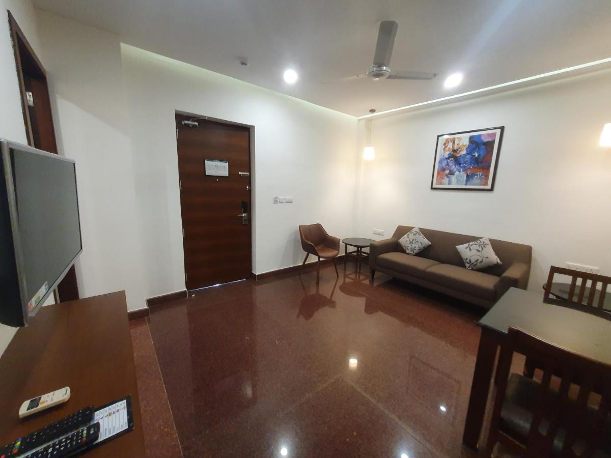 Hotel Aida Kottayam Zewnętrze zdjęcie